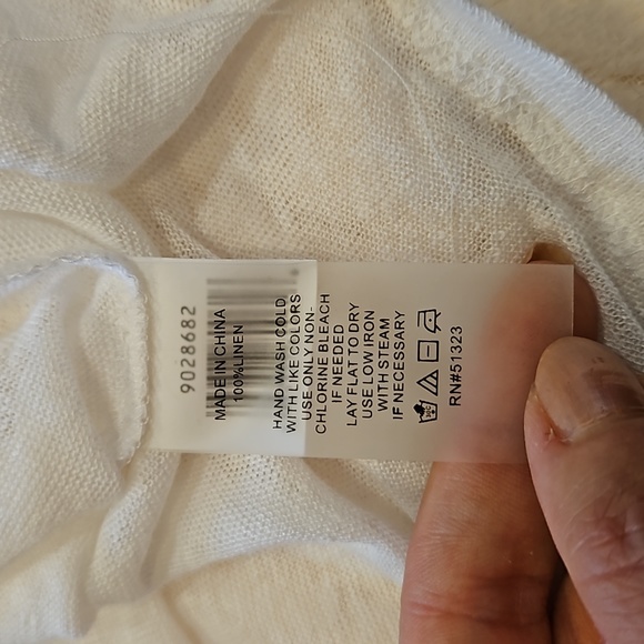 Vince Camuto White Top with Tie Sleeves - Picture 7 of 7